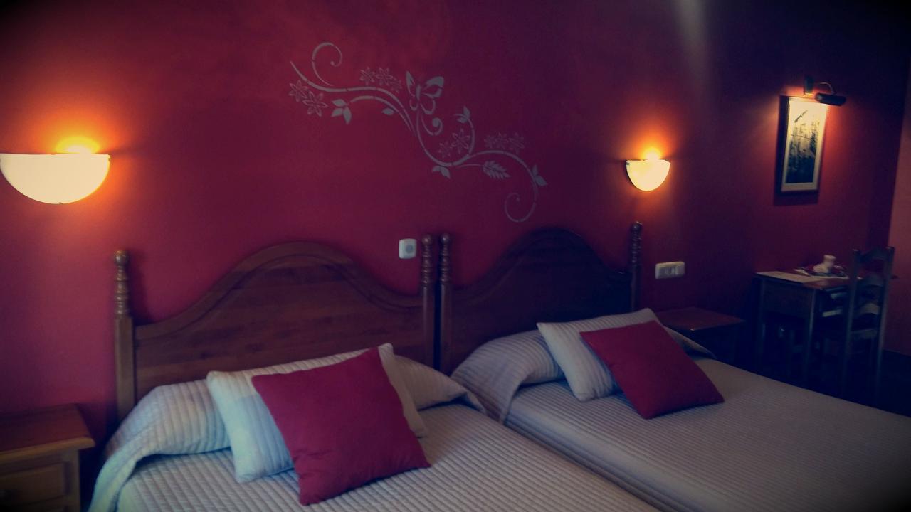 Hostal Ekaitza Hotel Lesaka Ngoại thất bức ảnh