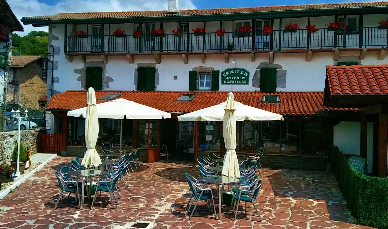 Hostal Ekaitza Hotel Lesaka Ngoại thất bức ảnh